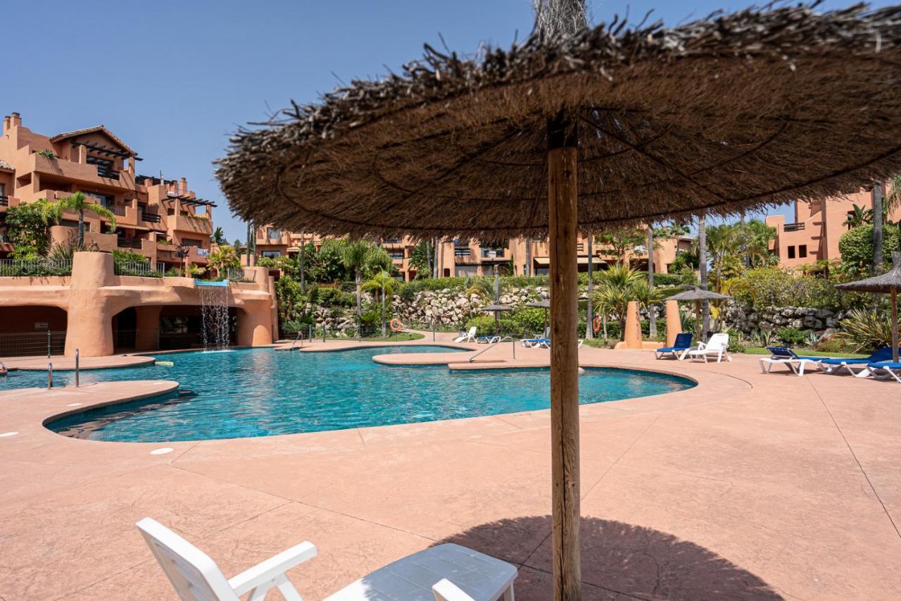 El Sol Sotoserena 2 Bedroom Apartment Estepona Exterior photo